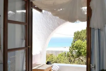 Semeli Pirgaki Naxos Apartment Aliko Beach